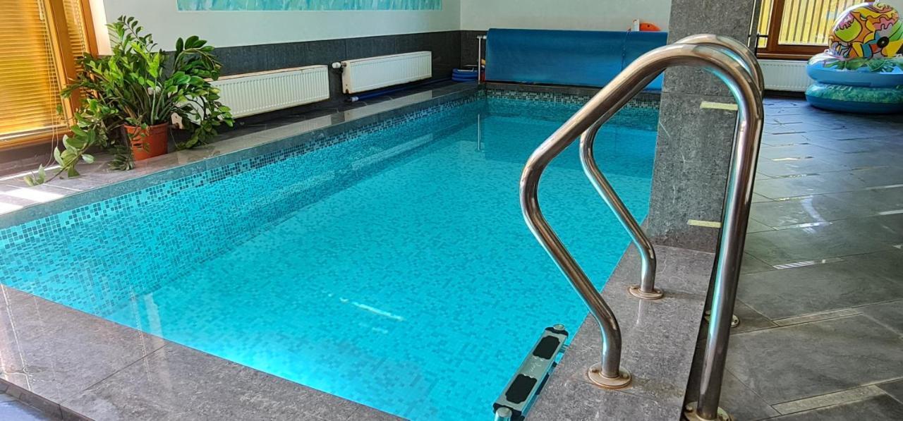 Spacious House With Indoor Pool & Sauna. Ādaži Eksteriør bilde